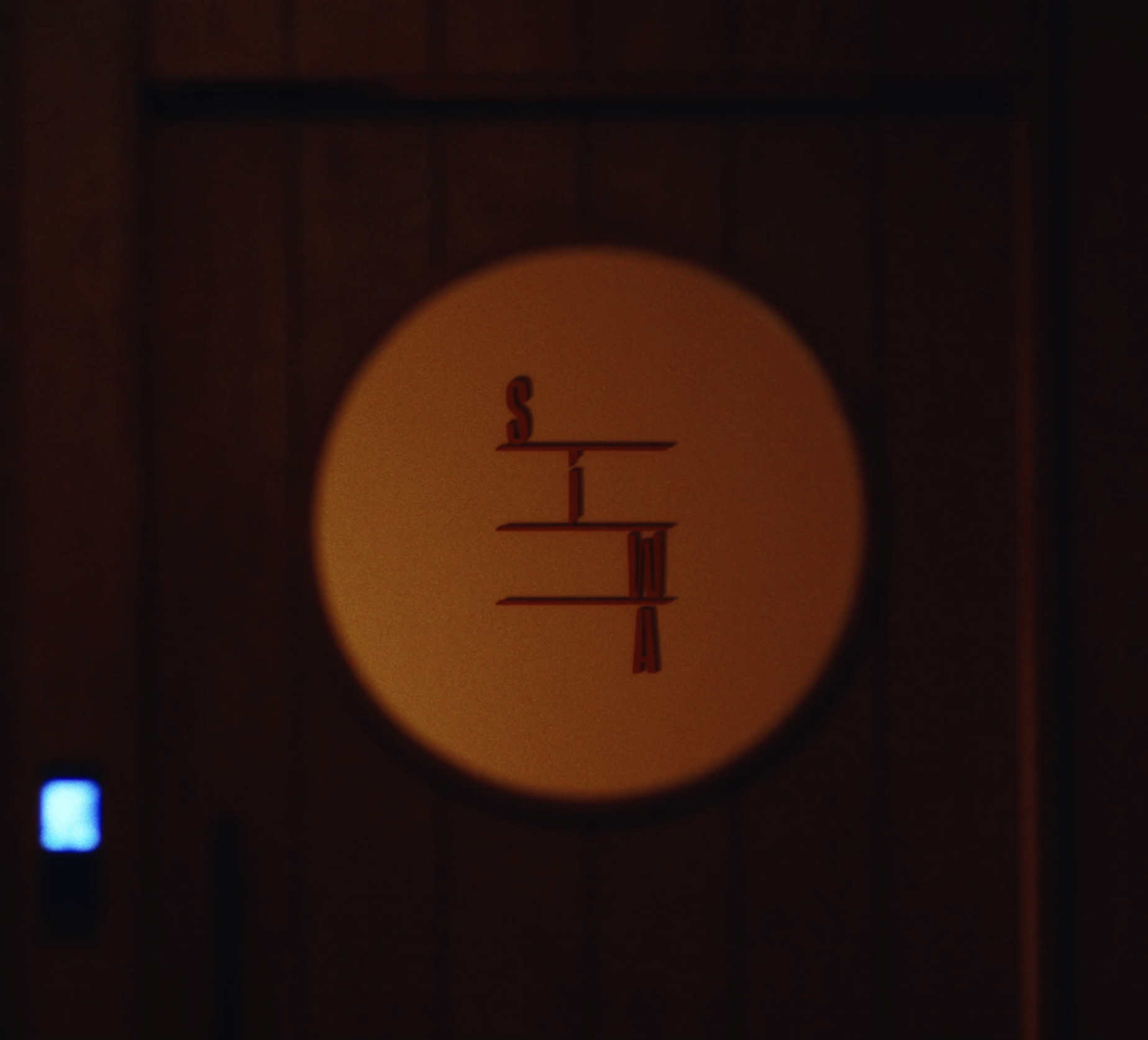 SIWA lighted shelf icon detail